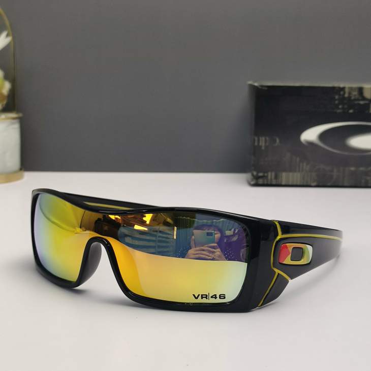 Picture of Oakley Sunglasses _SKUfw66124282fw
